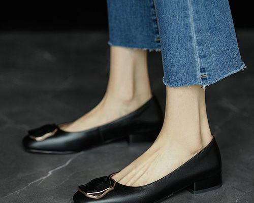 e1a9d9c885a57a62791e51e1aeba56