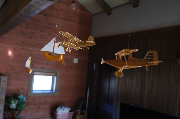 【職人のおまかせ制作】飛行機の木工模型モビール 4枚目の画像