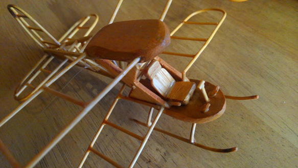 【職人のおまかせ制作】飛行機の木工模型モビール 9枚目の画像