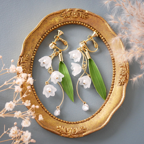 10mm x 10mm すずらんイヤリング すずらんホワイトイヤリング