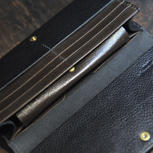 訳あり特価 黒猫の長財布（表革：VACCHETTA800、仮セット猫目：琥珀色