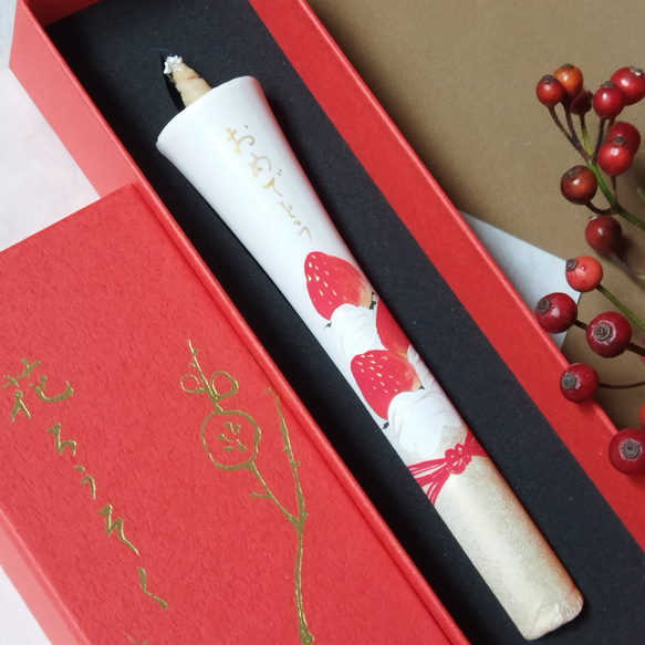【お祝いろうそく】『甘い灯り』花ろうそく　苺ケーキ　誕生日　和蠟燭　伝統工芸品　キャンドル　Japanesecandle 1枚目の画像