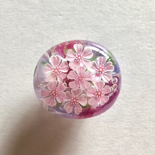 桜》 帯留め とんぼ玉 花 着物 帯留め ガラスとんぼ玉作家 桂