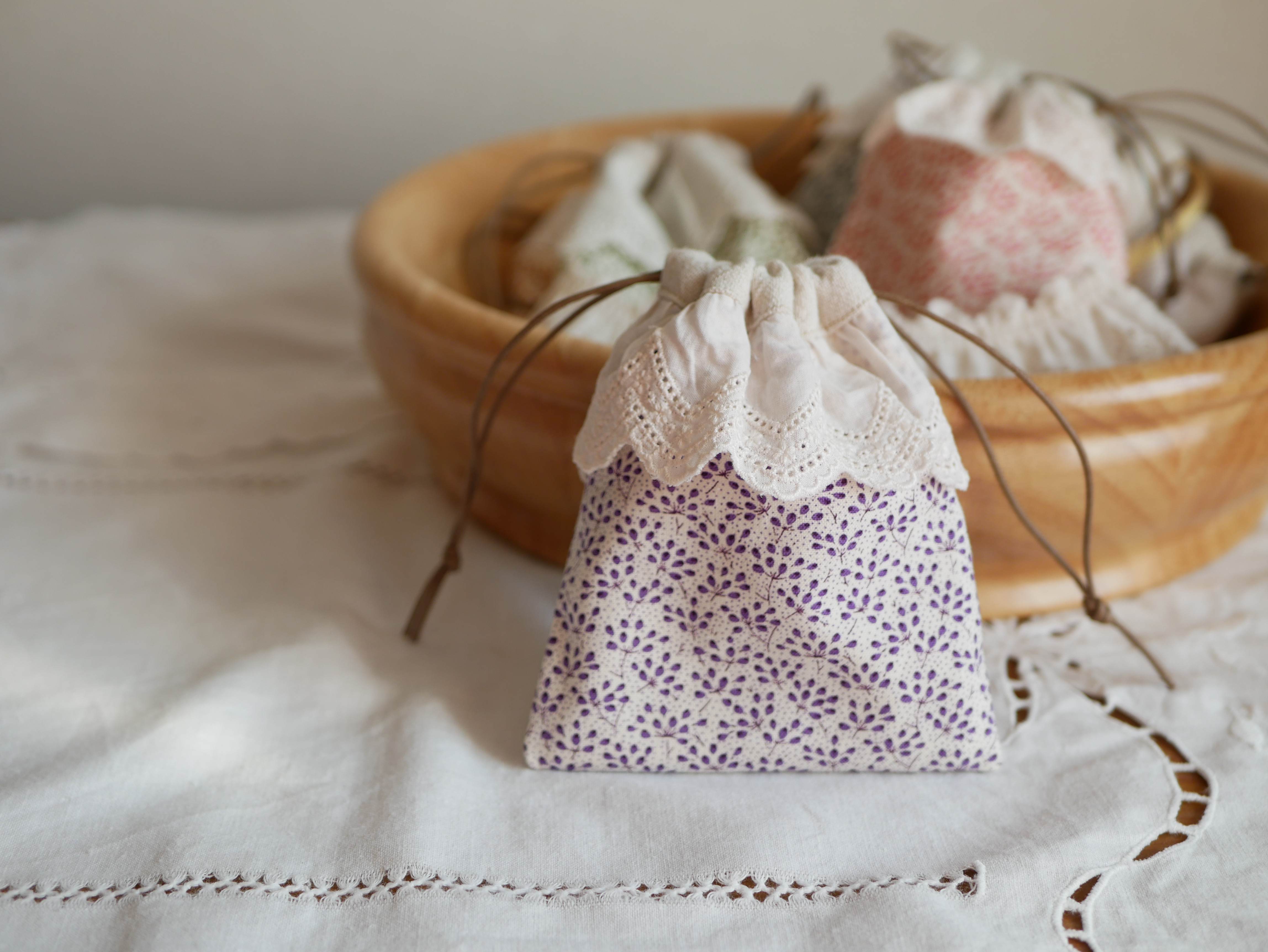 専用です 大の里関　ミニ巾着ポーチ 巾着 ポーチ ぎゅっとおにぎりさん 刺繍 ミニ巾着 布製 （ 巾着