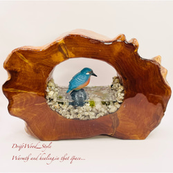 一つ限りの流木アート カワセミ ジオラマ 流木 フィギュア 置物 鳥 インテリア レジン テラリウム 水辺 N6 6枚目の画像