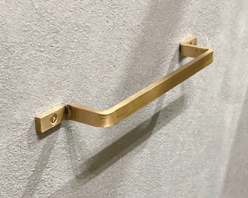 お店什器　真鍮カラーのハンガー 501d8f1aaeee28592175e77752bbab