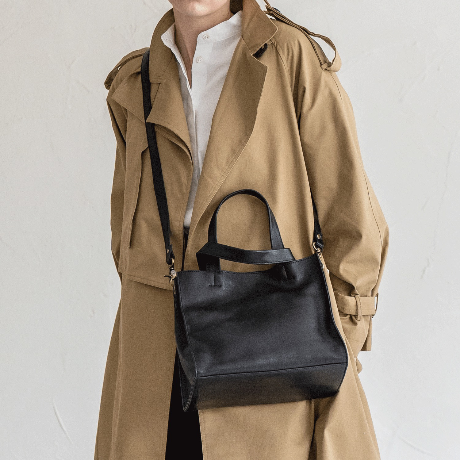 【25%off タイムセール】【仕分けのできる便利な収納】バッグ ショルダー 2Way ブラック HAB017