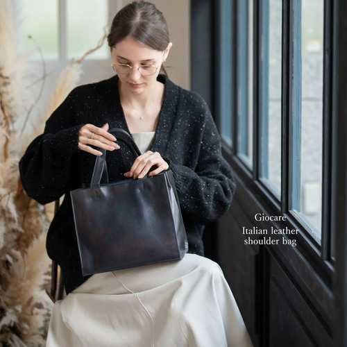 レア DIET BUTCHER レザー ショルダーバッグ 25%off タイムセール】【仕分けのできる便利な収納】バッグ イタリアン