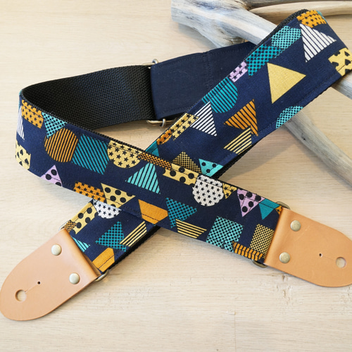 おしゃれポップ柄・丸 三角 四角／ギターストラップ 楽器・アクセサリ