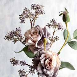 【グレーベージュローズとパープルベリー】｜アーティフィシャルフラワー 花瓶アレンジ| 冬｜ギフト・インテリア雑貨 9枚目の画像