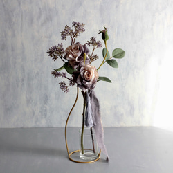 【グレーベージュローズとパープルベリー】｜アーティフィシャルフラワー 花瓶アレンジ| 冬｜ギフト・インテリア雑貨 2枚目の画像