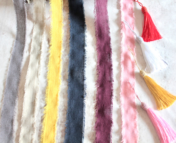 【グレーベージュローズとパープルベリー】｜アーティフィシャルフラワー 花瓶アレンジ| 冬｜ギフト・インテリア雑貨 13枚目の画像