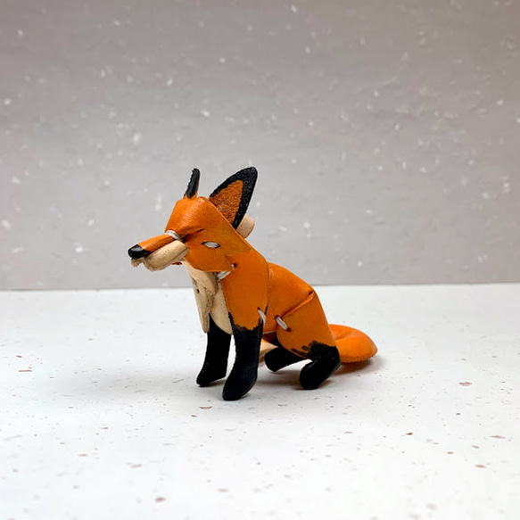 動物森林-狐狸-真皮植鞣 皮革鑰匙圈 吊飾 動物造型 第6張的照片