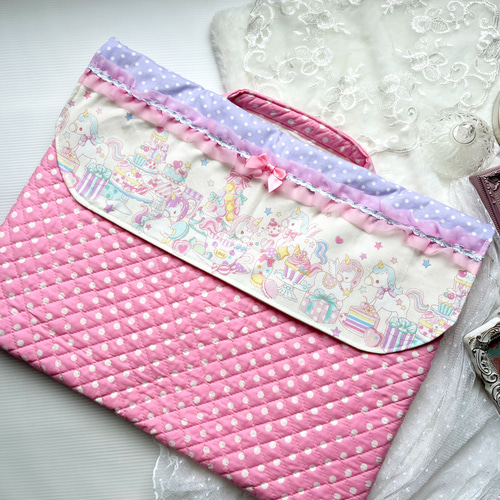 間もなく完売！ゆめかわいいユニコーン柄❤︎防災頭巾入れ/背もたれ 