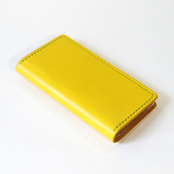 シンプルなふたつ折り牛革レザーケース iPhone,Android 多機種制作 スマホケース 手帳型 イエロー 黄色 1枚目の画像