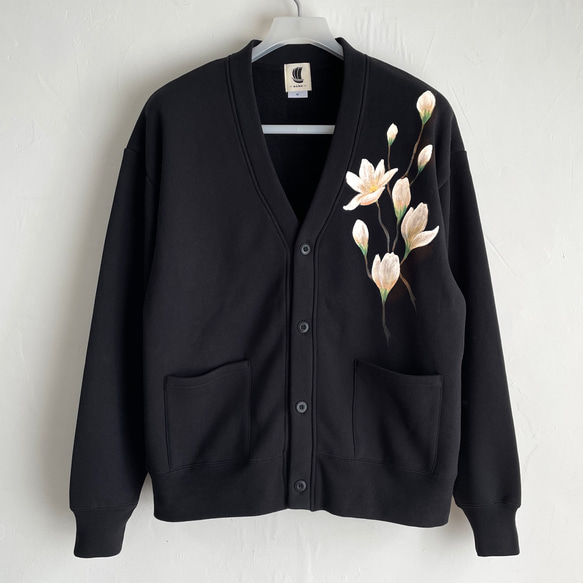 手描き木蓮柄スウェット カーディガン ブラック 手描きで描いた