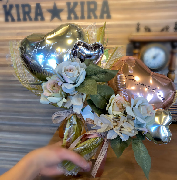 【大人かわいい】レトロクラシカル♡バルーンブーケ| 手持ちバルーン　花束　結婚式　謝恩会　卒業　卒園　お祝い　 4枚目の画像