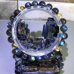 天然透體黑拉長石 鈦晶設計手珠 手串 ラブラドライトとゴールデンルチルのブレスレット 第11張的照片