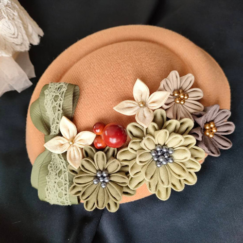 ミニベレーモチーフ ヘッドドレス つまみ細工 成人式 七五三 卒業式 髪