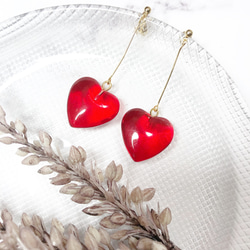 134 薔薇一輪✖︎かすみ草ハート型レジンシルバー仕様　ピアスorイヤリング 134 薔薇一輪✖︎かすみ草ハート型レジンシルバー仕様 ピアスor