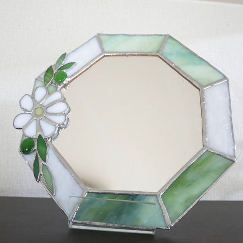 ✴︎:.｡グリーン×ホワイトの八角形の鏡♪（Size20/Max21） ステンド