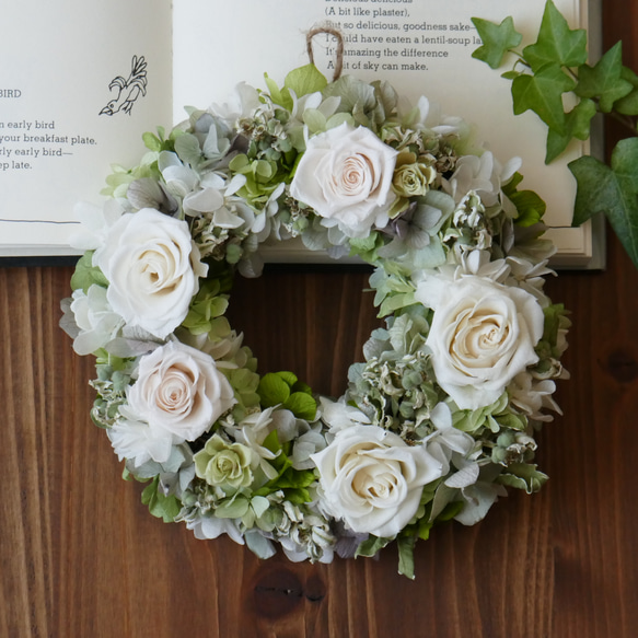 オフホワイト系バラと紫陽花のリース プリザーブドフラワー ドライ  