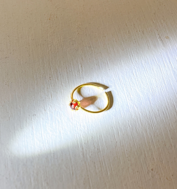 『 ガーネット 冠 の輪 』選べる金銀色 天然 ガーネット の 王冠 指輪  ( SV925 18K フリーサイズ ) 4枚目の画像