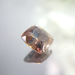 アキシナイト ブルー　1.6ｃｔ　☆1728　ブルーティントアキシナイト 3枚目の画像