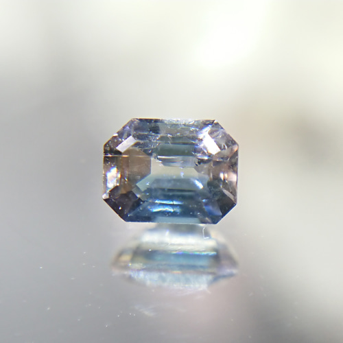 アキシナイト ブルー 0.23ct ☆1695 ブルーティントアキシ