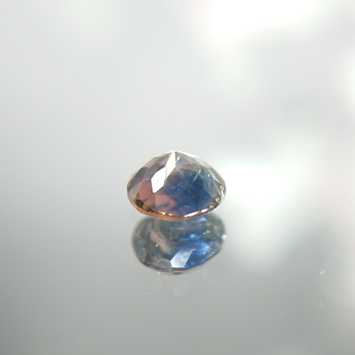 アキシナイト ブルー 0.36ct ☆1680 ブルーティントアキシ