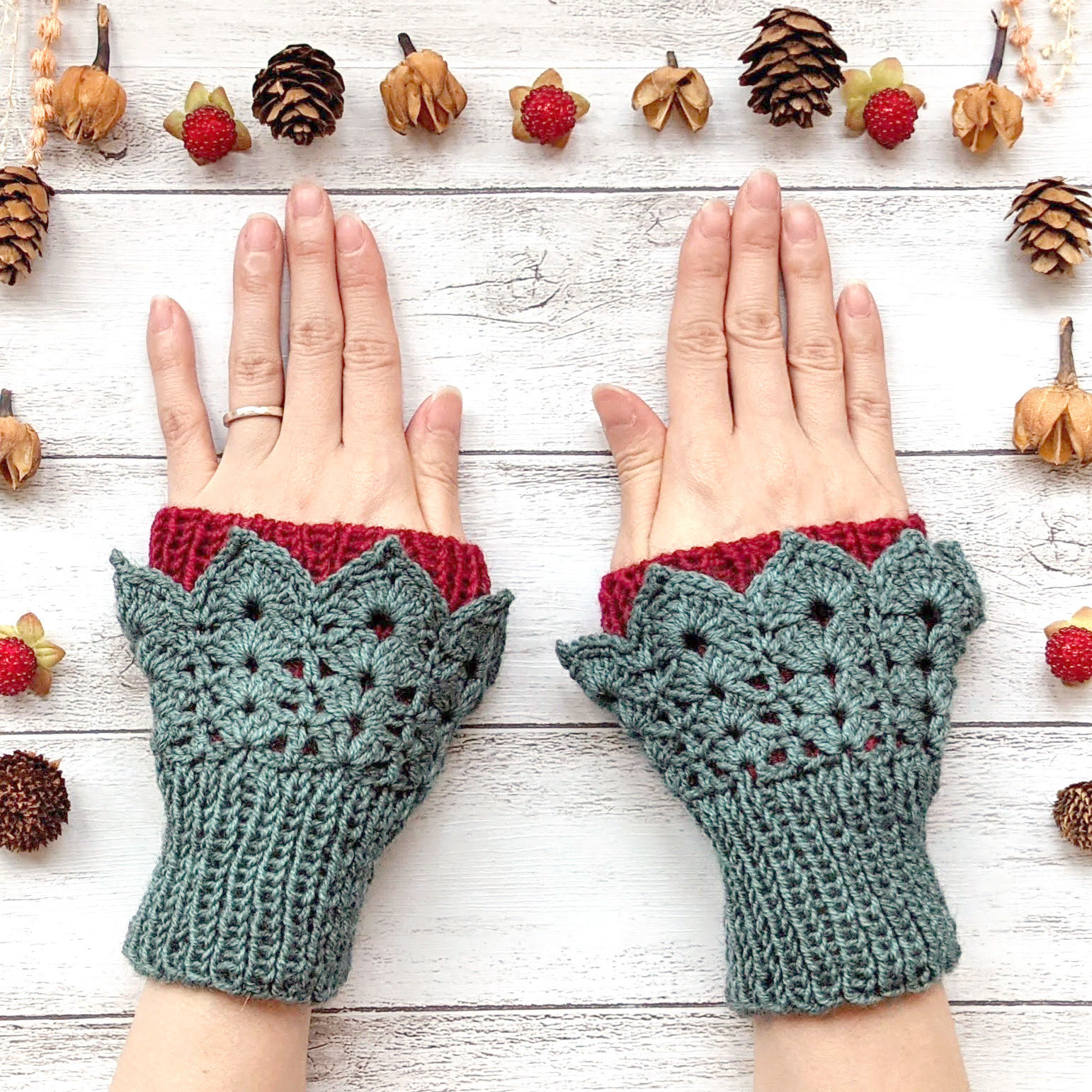 メリノウールとヤクのリストウォーマー