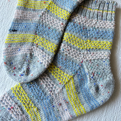 手編みの靴下　- pastel tweed mix - 1枚目の画像