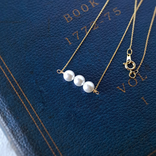 ボタンシェル　ネックレス　2色3連 ボタンシェルネックレス2色3連