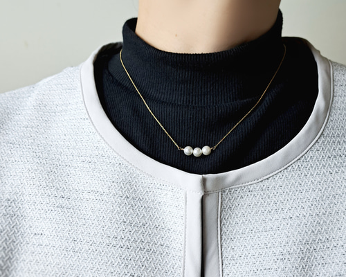 普段使い・お呼ばれ・プレゼントにも◎】3連シェルパール/ネックレス