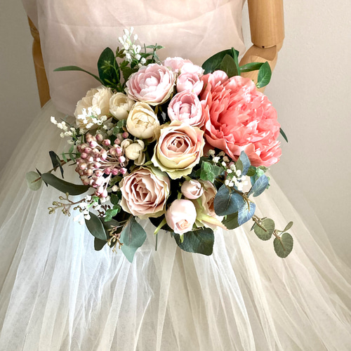 ☆セミオーダーOK☆淡いピンクとモーブピンクのクラッチブーケ  
