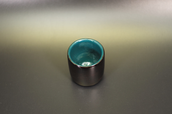 Urushi Bowl  (酒器) 　　 黒漆銅粉蒔摺漆浅黄色漆　③ 4枚目の画像