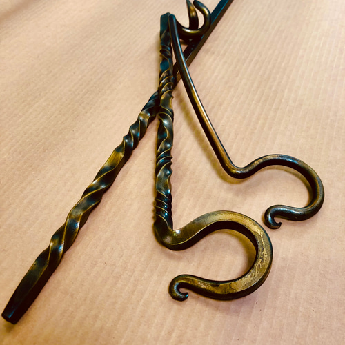 ③ツイストハンガー【ツイスト加工】ランタンハンガー【真鍮磨き加工