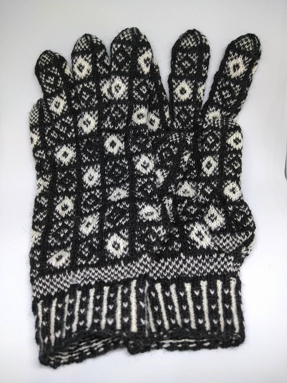 サンカグローブ女性用Sサイズ(日本製アクリルとウール混毛糸)サンカ手袋の小さめサイズ 3枚目の画像