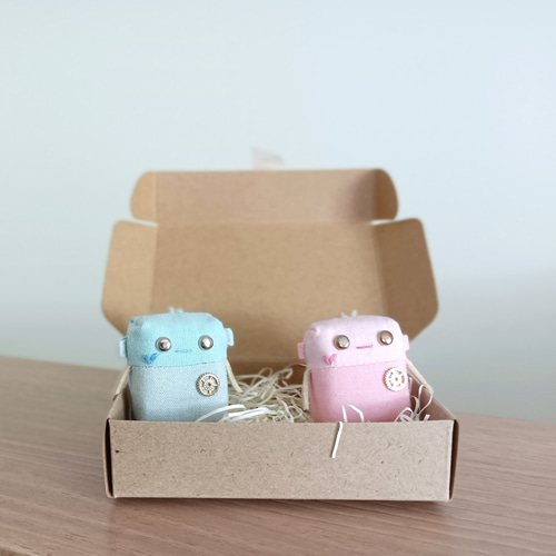 ペアセット✧ロボchiのマスコット ピンク&ブルー┃ ロボット