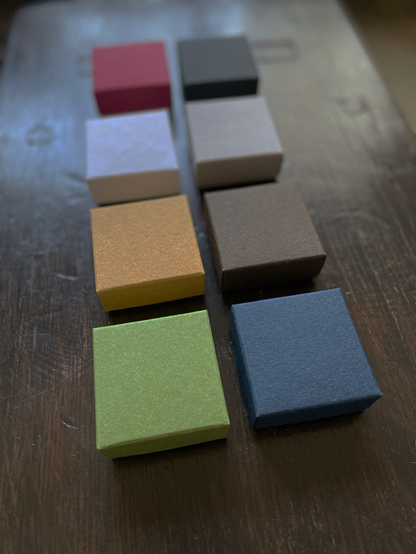 かぶせ型BOX 正方形ミニサイズ 5cm×5cm　再生紙　ナチュラル　10個　紙箱 2枚目の画像