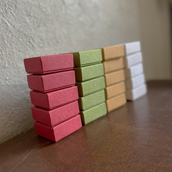 かぶせ型BOX 正方形ミニサイズ 5cm×5cm　再生紙　ナチュラル　10個　紙箱 3枚目の画像