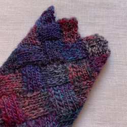 手編みニット手袋　指なし　ハンドウォーマー　アームウォーマー ターコイズMIX　バスケット編み　女性用 7枚目の画像