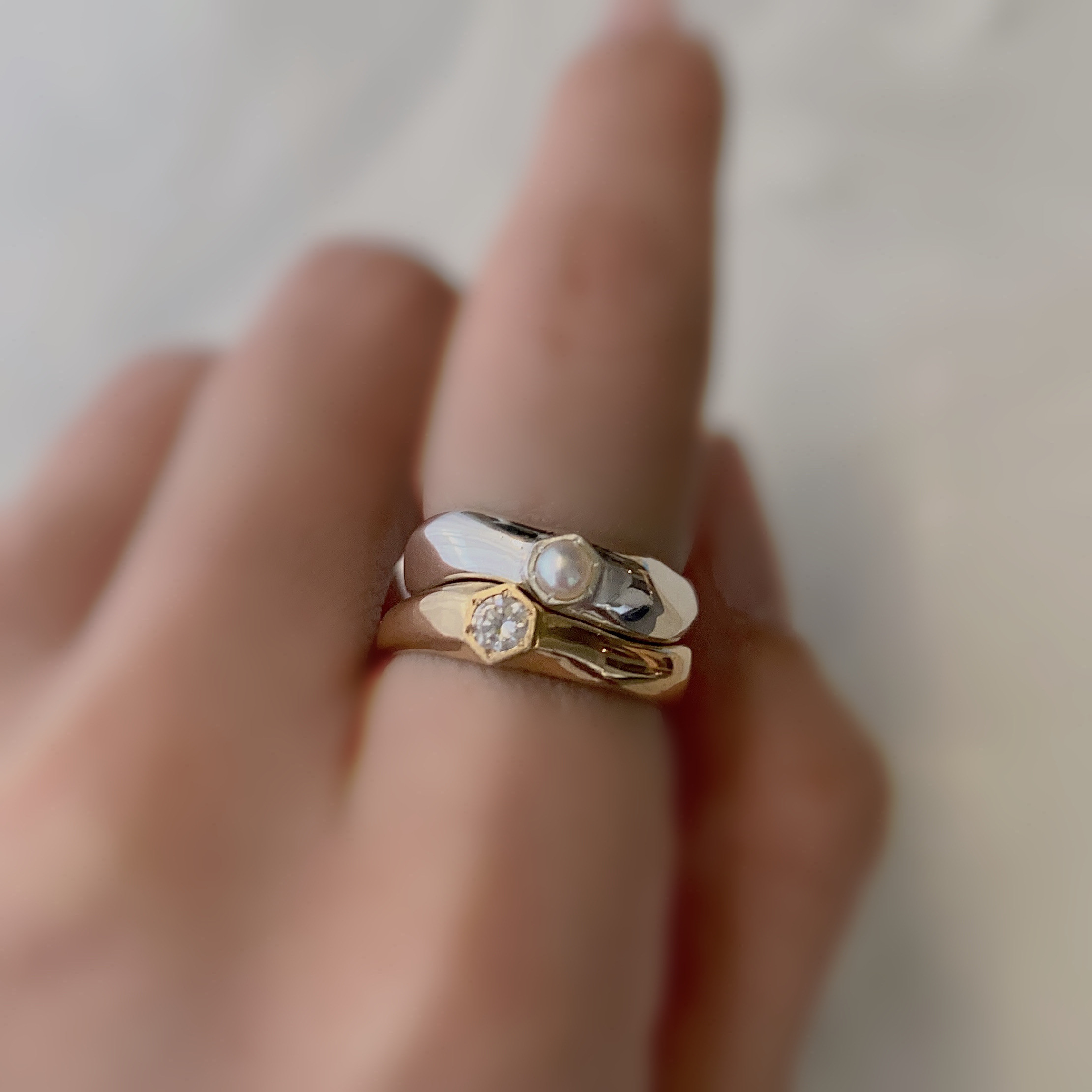 幸せのお守りリング　（重なるhexagon）