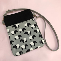 1908．ゴールデンレトリバー柄ポーチ 再販 犬 ゴールデン