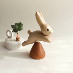 ぴょんっとかわいい うさぎモチーフ｜ハンドメイド、手作り通販
