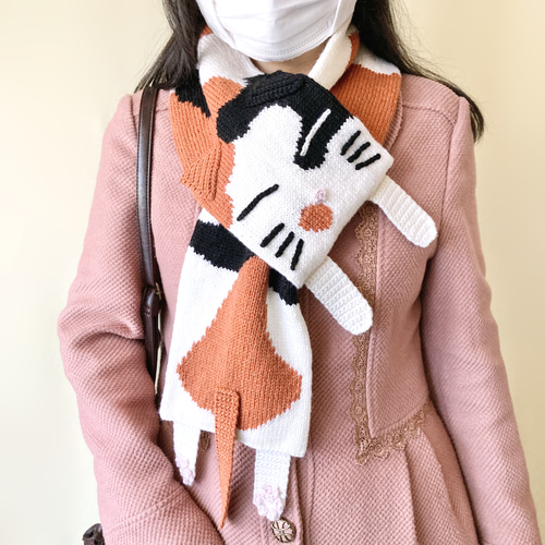 新品未使用品 ひかれ ロシアンセーブルー スヌード