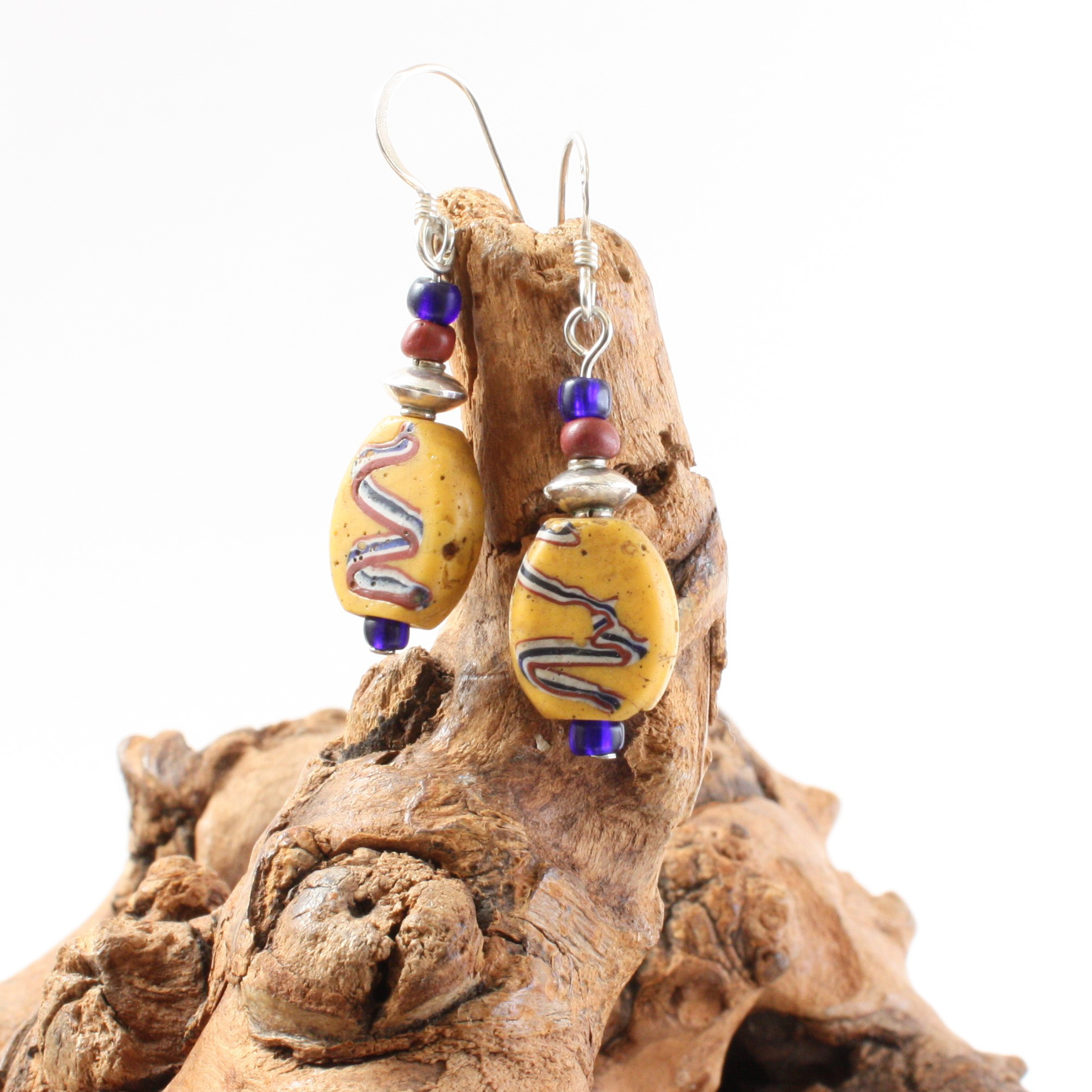 とんぼ玉 アンティーク ヴェネチアンビーズ フラットファンシー　ピアス