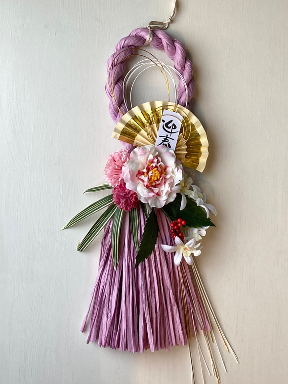 アートフラワー・洋風しめ飾り絞り椿と迎春扇 2枚目の画像
