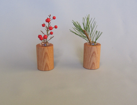 お正月からひな祭りへ】「ミニ 一輪挿し」2個セット（国産ニレ材
