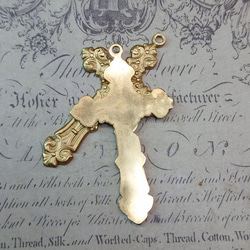 BEHOLD− クロス 真鍮製 1個 十字架 キリスト教 クリスチャン アメリカ製 スタンピング ヴィンテージ風 4枚目の画像
